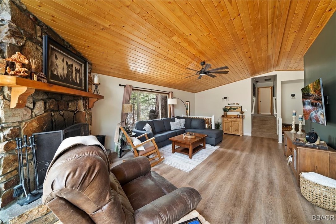 Big Bear Lake, California, 92315, United States, 4 Bedrooms Bedrooms, ,3 BathroomsBathrooms,Residential,For Sale,1827094