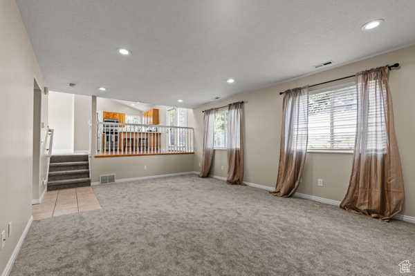 South Ogden, Utah, 84403, United States, 4 Bedrooms Bedrooms, ,3 BathroomsBathrooms,Residential,For Sale,1933681
