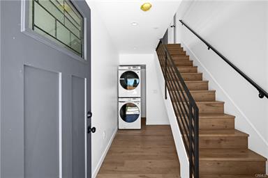 Van Nuys, California, 91405, United States, 11 Bedrooms Bedrooms, ,Residential,For Sale,1763615