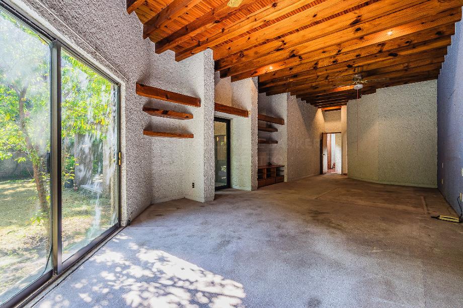 Querétaro, Querétaro, 76100, Mexico, 3 Bedrooms Bedrooms, ,3 BathroomsBathrooms,Residential,For Sale,1965428