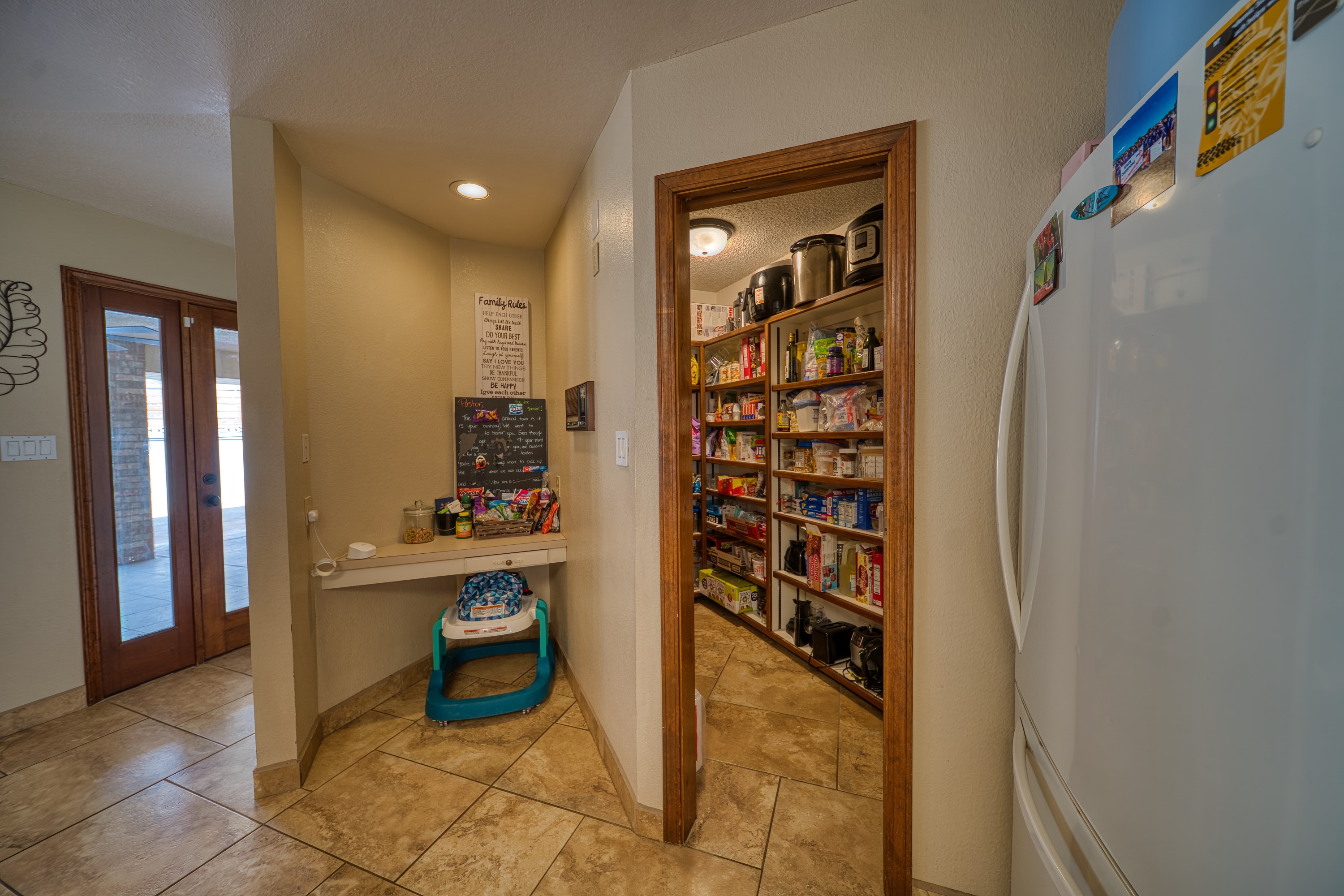 Carlsbad, New Mexico, 88220, United States, 4 Bedrooms Bedrooms, ,3 BathroomsBathrooms,Residential,For Sale,1974897