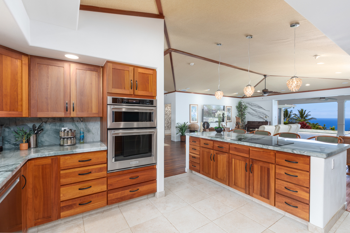 Kailua-Kona, Hawaii, 96740, United States, 3 Bedrooms Bedrooms, ,4 BathroomsBathrooms,Residential,For Sale,1908739