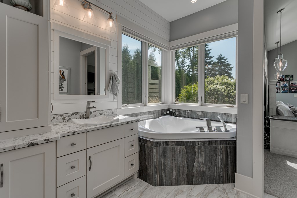 Sturgeon Bay, Wisconsin, 54235, United States, 3 Bedrooms Bedrooms, ,5 BathroomsBathrooms,Residential,For Sale,1941719
