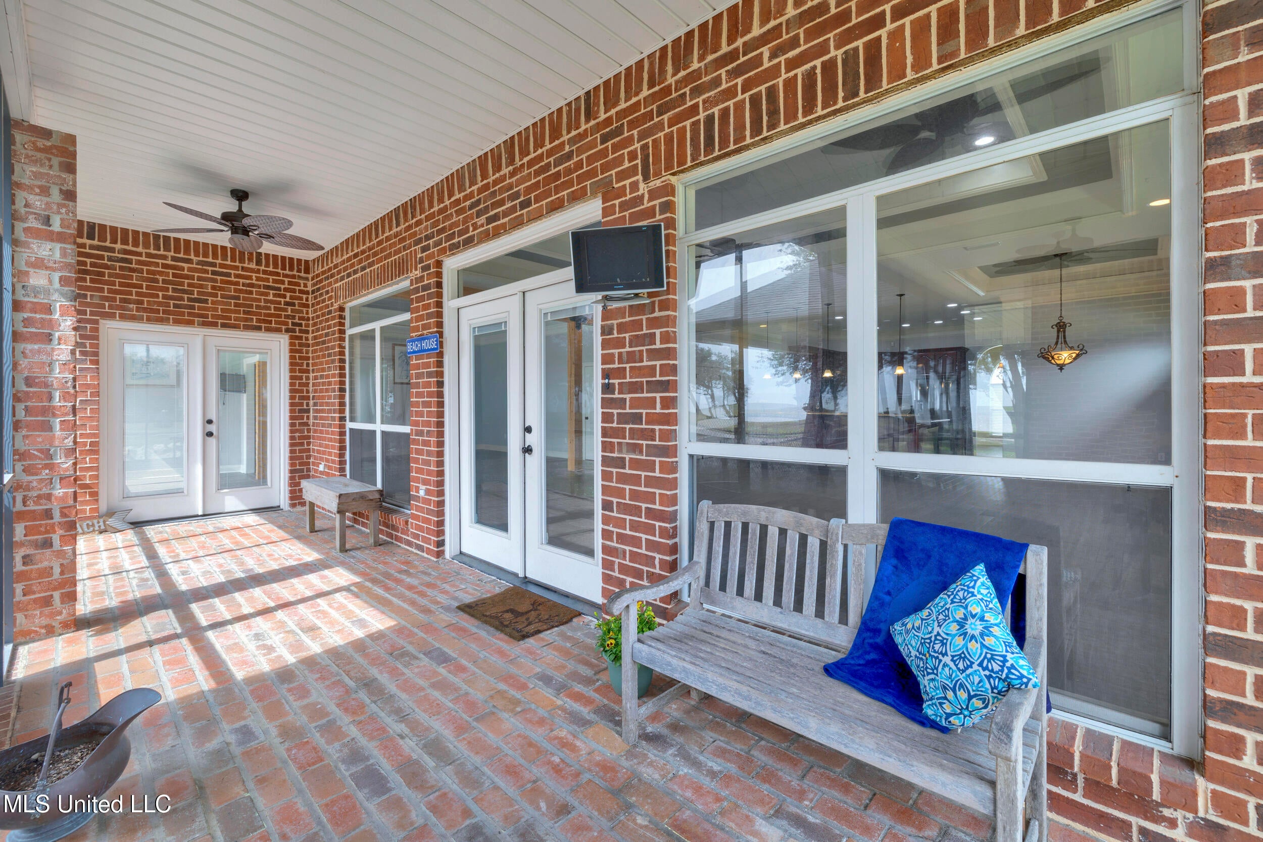 Pascagoula, Mississippi, 39567, United States, 4 Bedrooms Bedrooms, ,3 BathroomsBathrooms,Residential,For Sale,1732005