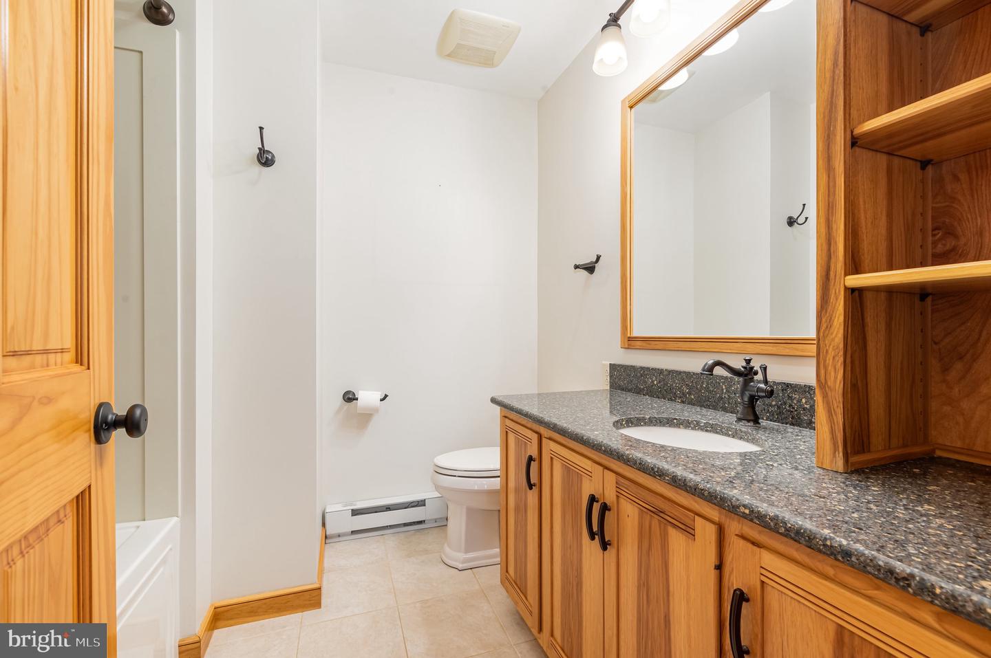 Mechanicsburg, Pennsylvania, 17055, United States, 4 Bedrooms Bedrooms, ,4 BathroomsBathrooms,Residential,For Sale,1991267