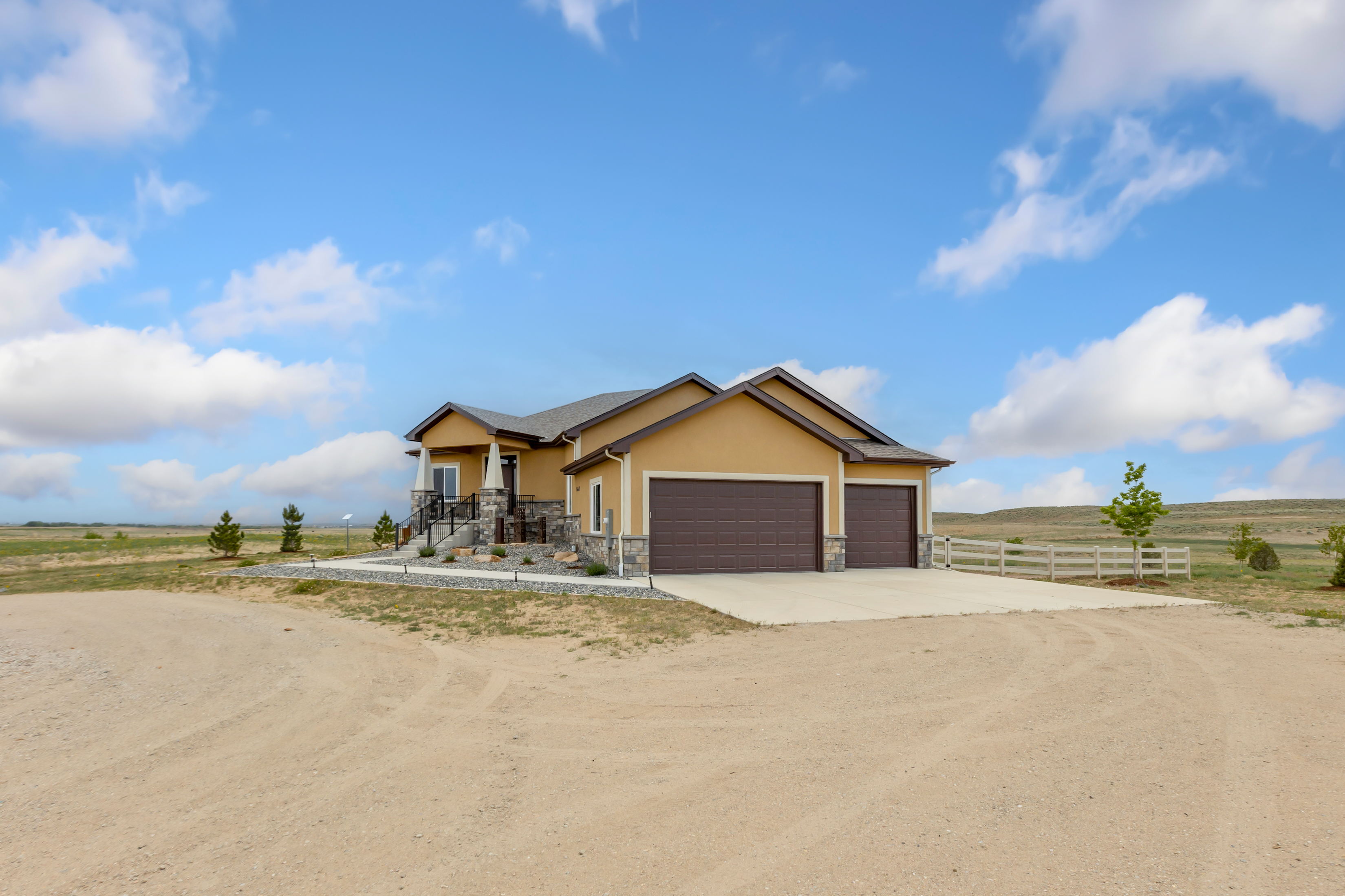  Custom-Built Home in the Highly Sought-After Pelican Lake Ranch Community - 物件實景