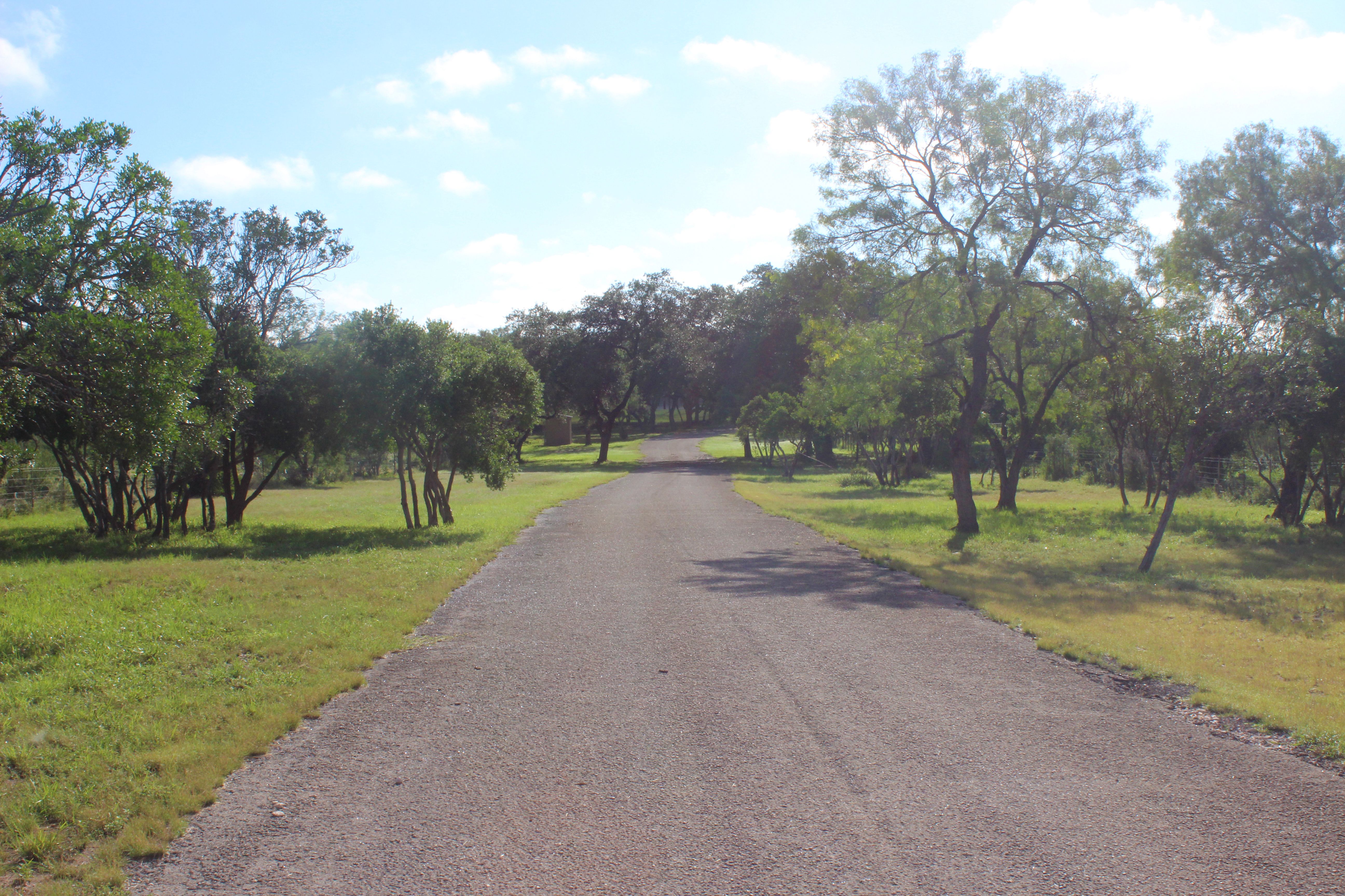  Apache Hill Ranch in Uvalde County - 物件實景