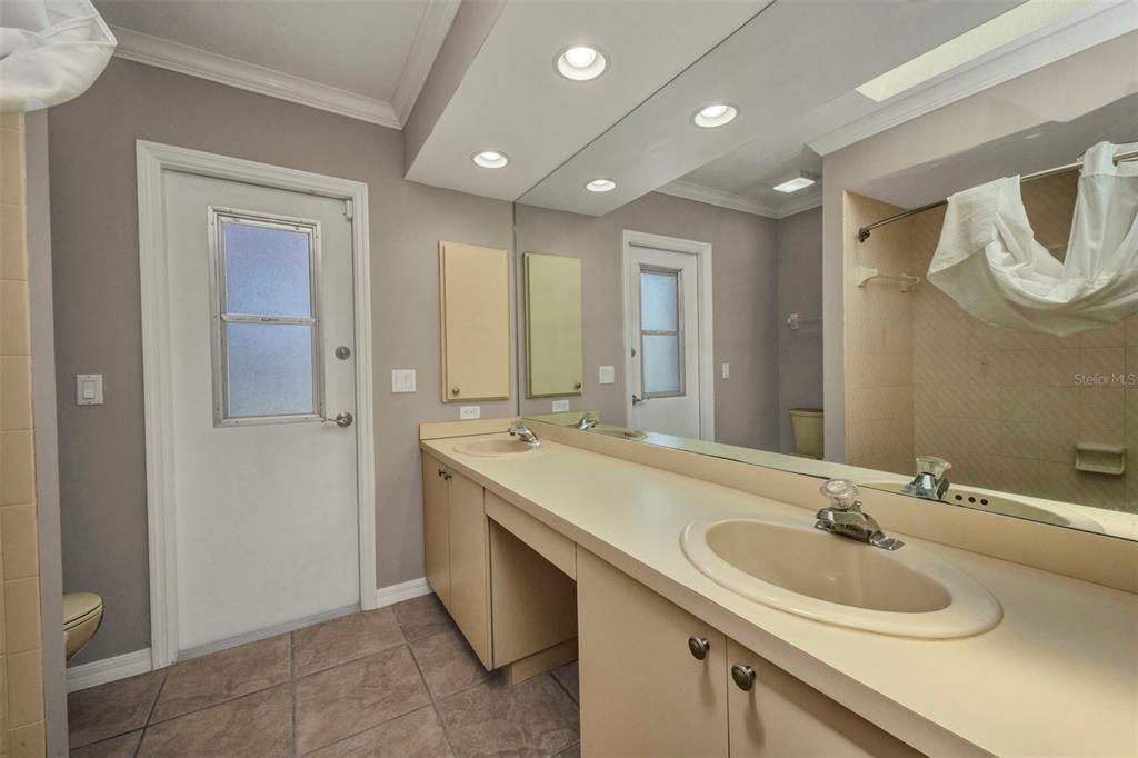 Punta Gorda, Florida, 33983, United States, 4 Bedrooms Bedrooms, ,3 BathroomsBathrooms,Residential,For Sale,1911609