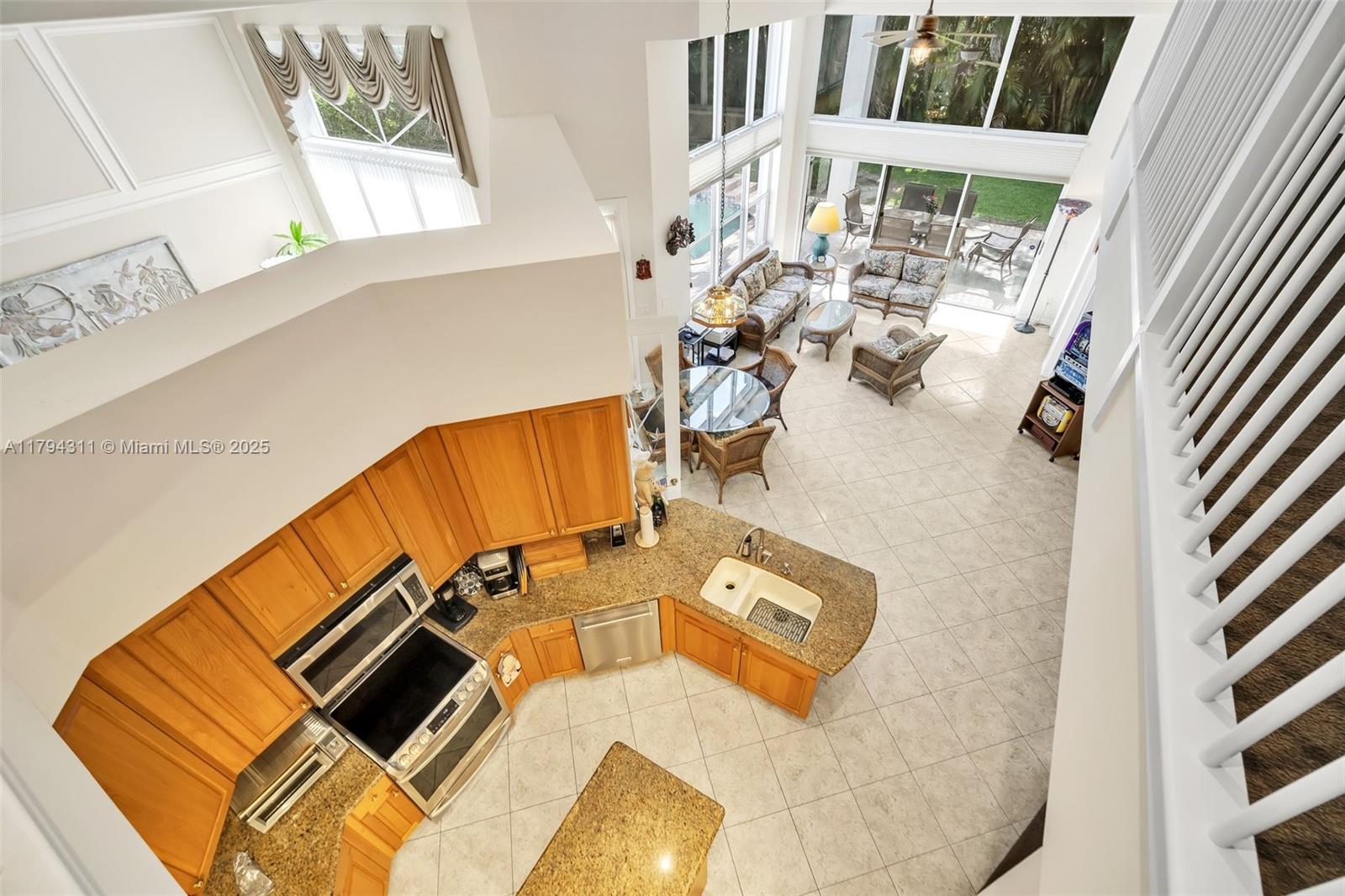Davie, Florida, 33328, United States, 5 Bedrooms Bedrooms, ,4 BathroomsBathrooms,Residential,For Sale,1793011