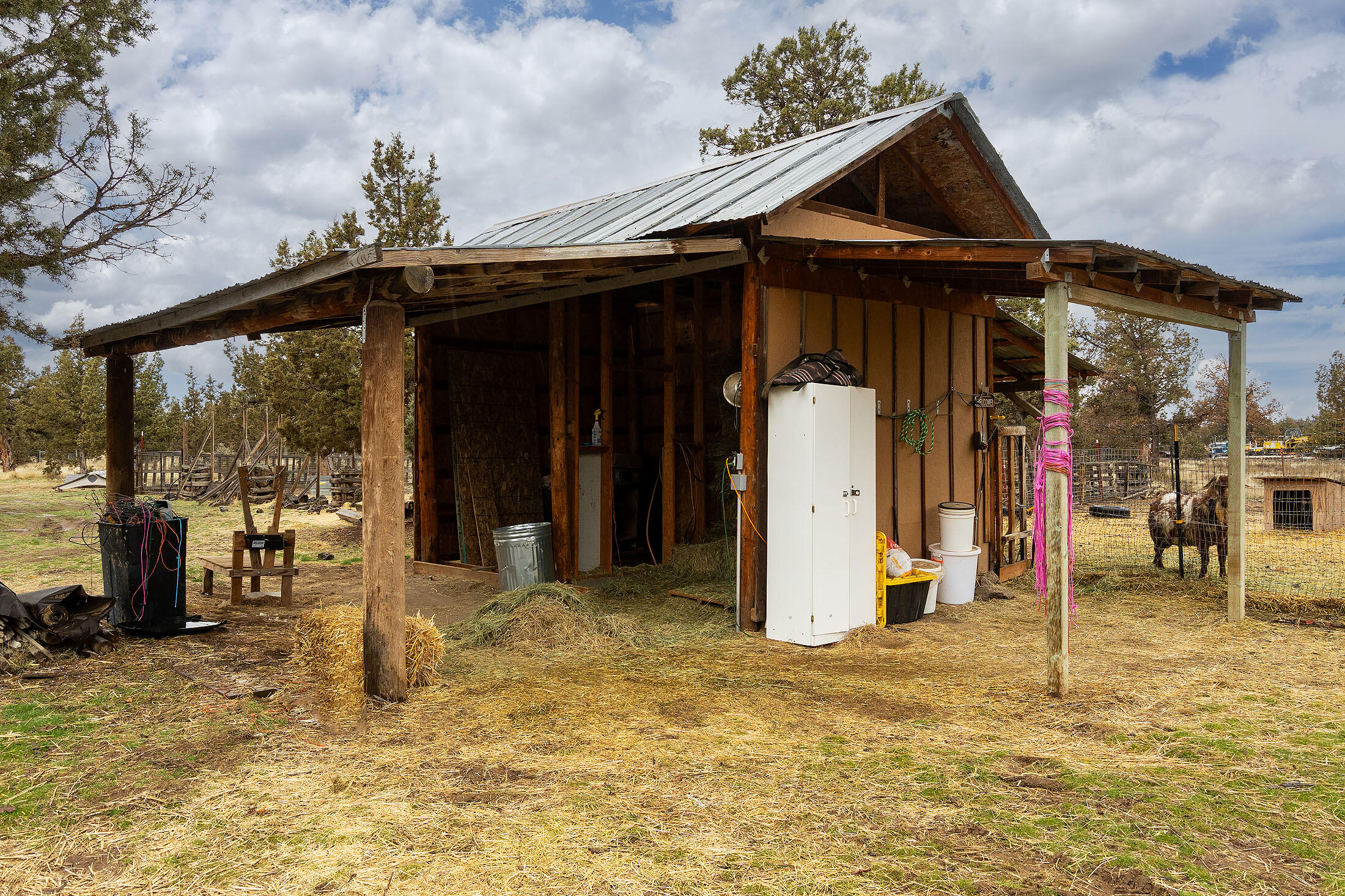 Redmond, Oregon, 97756, United States, 3 Bedrooms Bedrooms, ,2 BathroomsBathrooms,Residential,For Sale,1735905