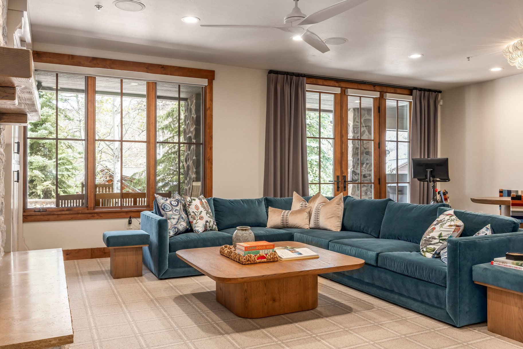  Stunning Remodel with Golf Membership Available in Promontory - 物件實景