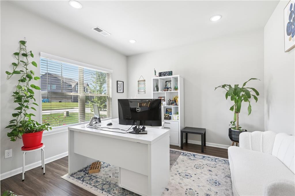 Mcdonough, Georgia, 30252, United States, 5 Bedrooms Bedrooms, ,3 BathroomsBathrooms,Residential,For Sale,1923116