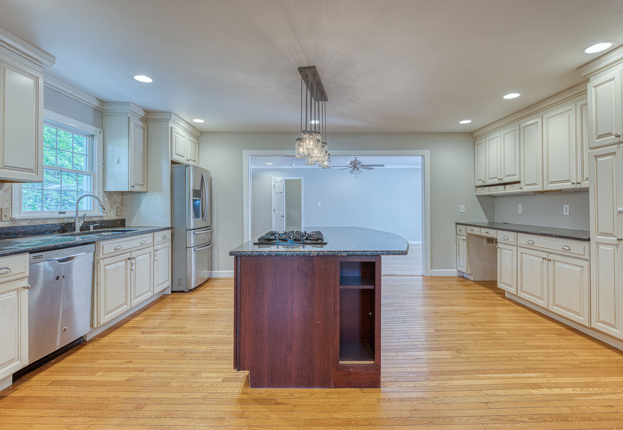 Poquoson, Virginia, 23662, United States, 4 Bedrooms Bedrooms, ,3 BathroomsBathrooms,Residential,For Sale,2048934