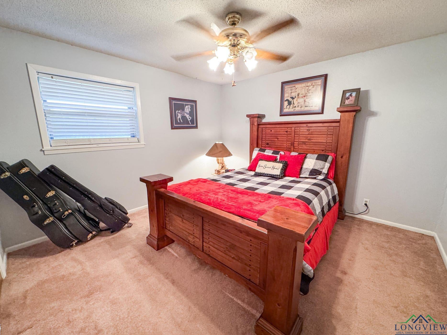 Linden, Texas, 75563, United States, 3 Bedrooms Bedrooms, ,3 BathroomsBathrooms,Residential,For Sale,1974630