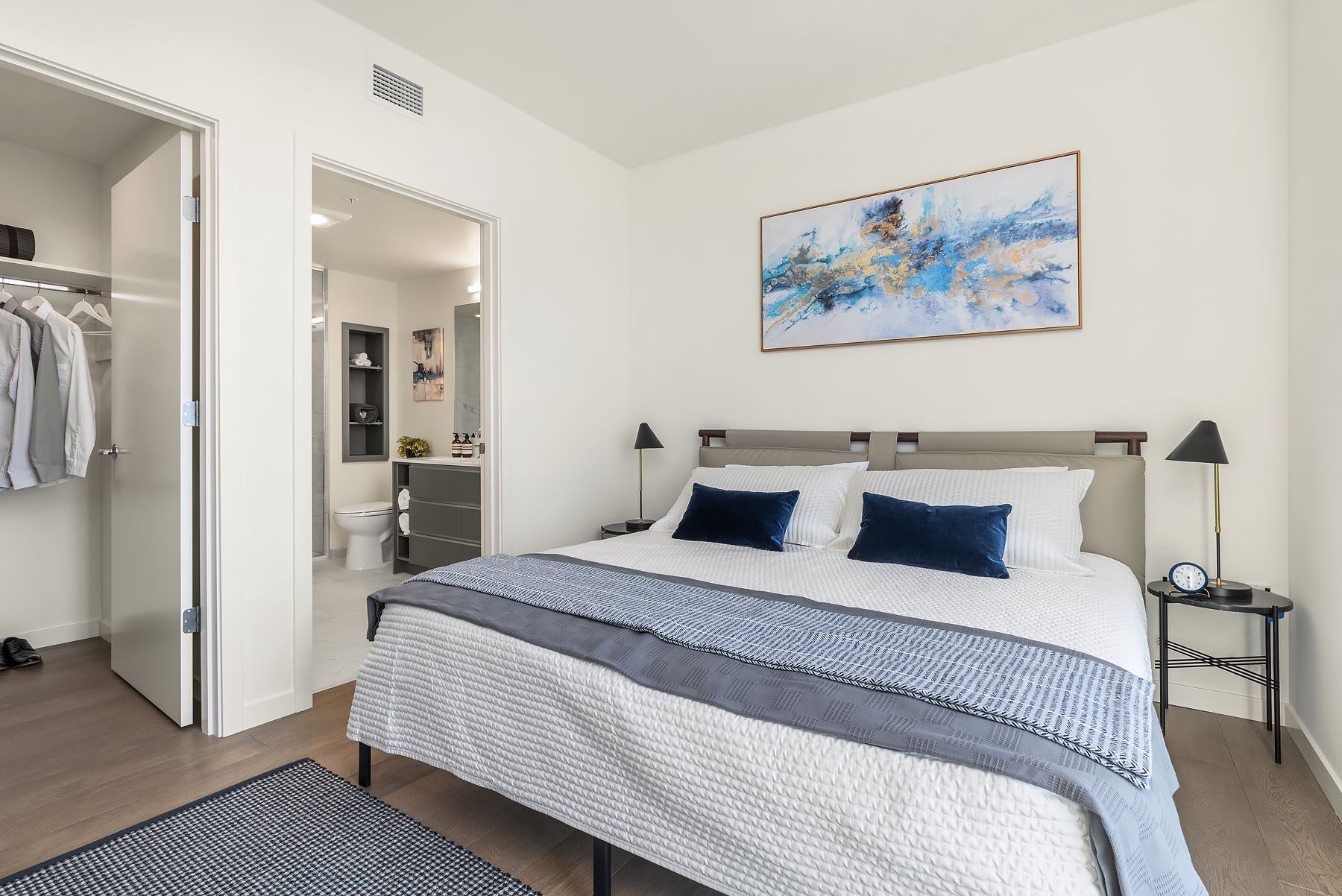  800 Columbia Street Unit #1711, Seattle, WA 98104 - 物件實景