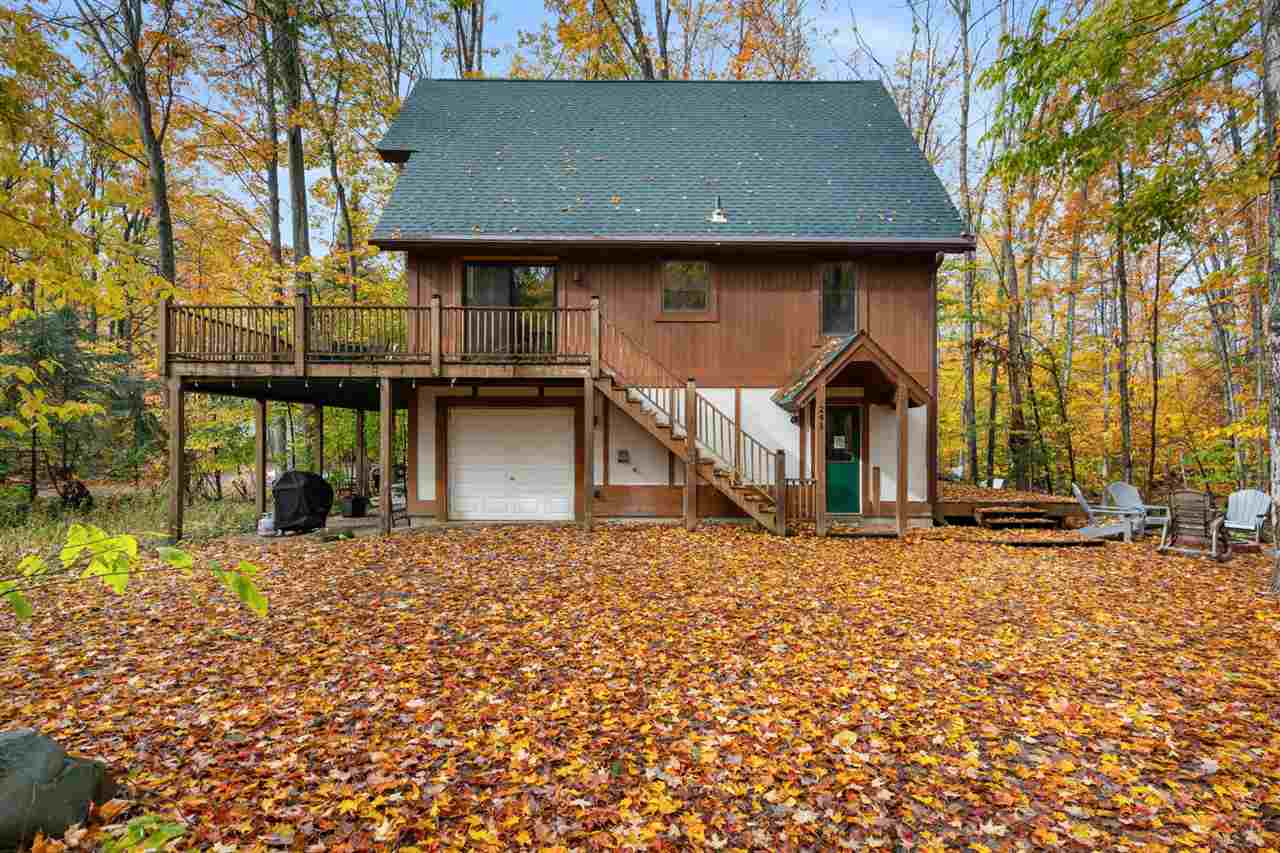 Harbor Springs, Michigan, 49740, United States, 3 Bedrooms Bedrooms, ,2 BathroomsBathrooms,Residential,For Sale,1989648