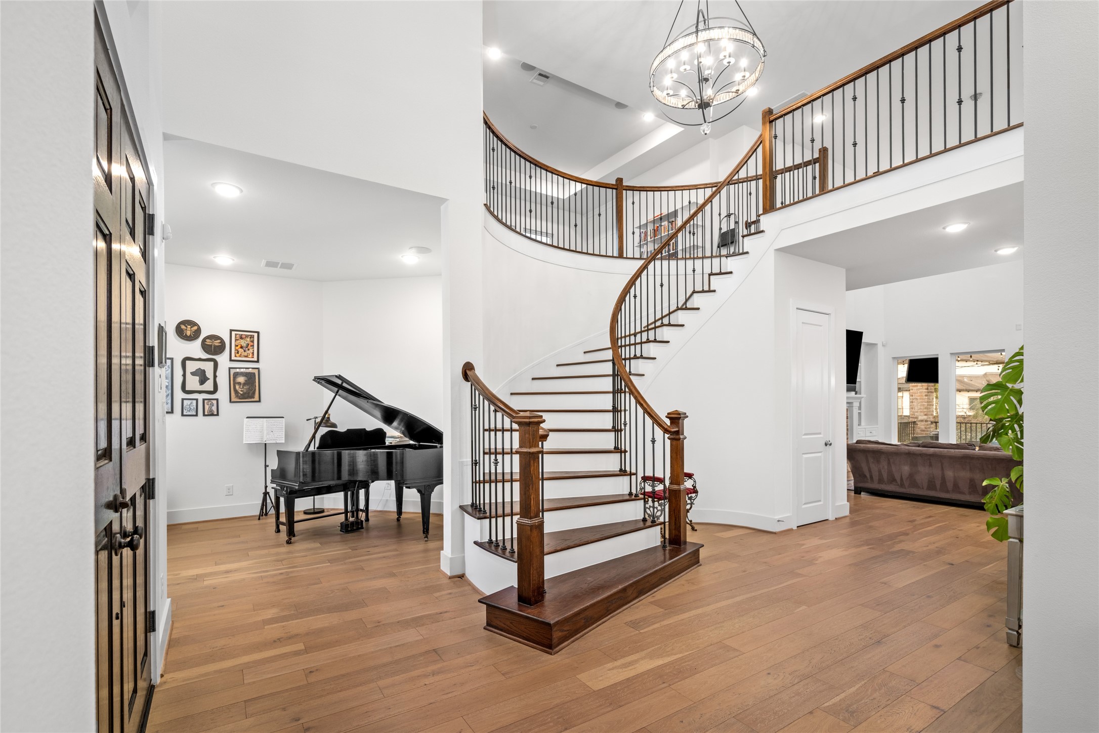  5319 Braesheather Drive - 物件實景