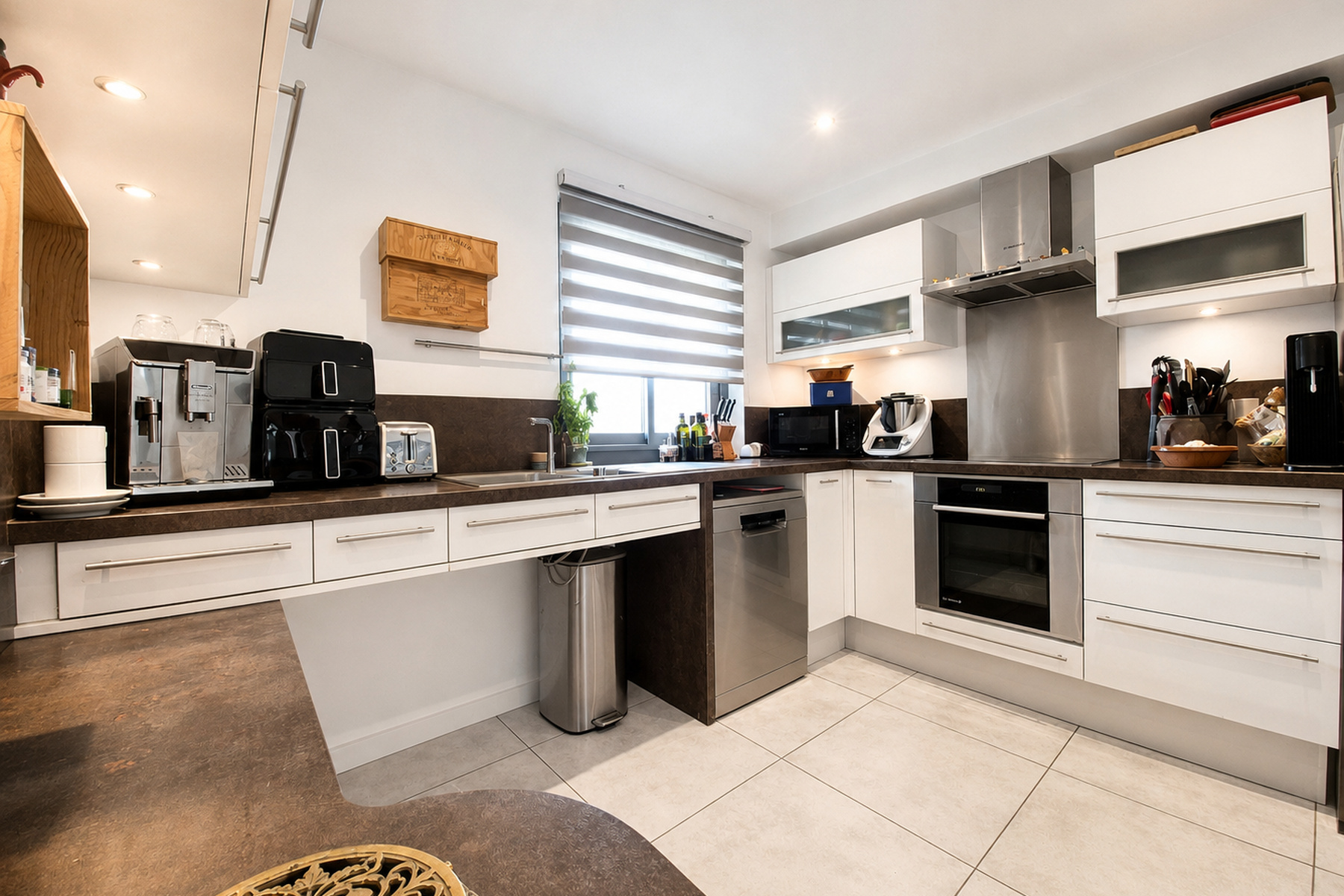  Unique – Narbonne house (200 m²) – 6 bedrooms, living room opening onto a patio… - 物件實景