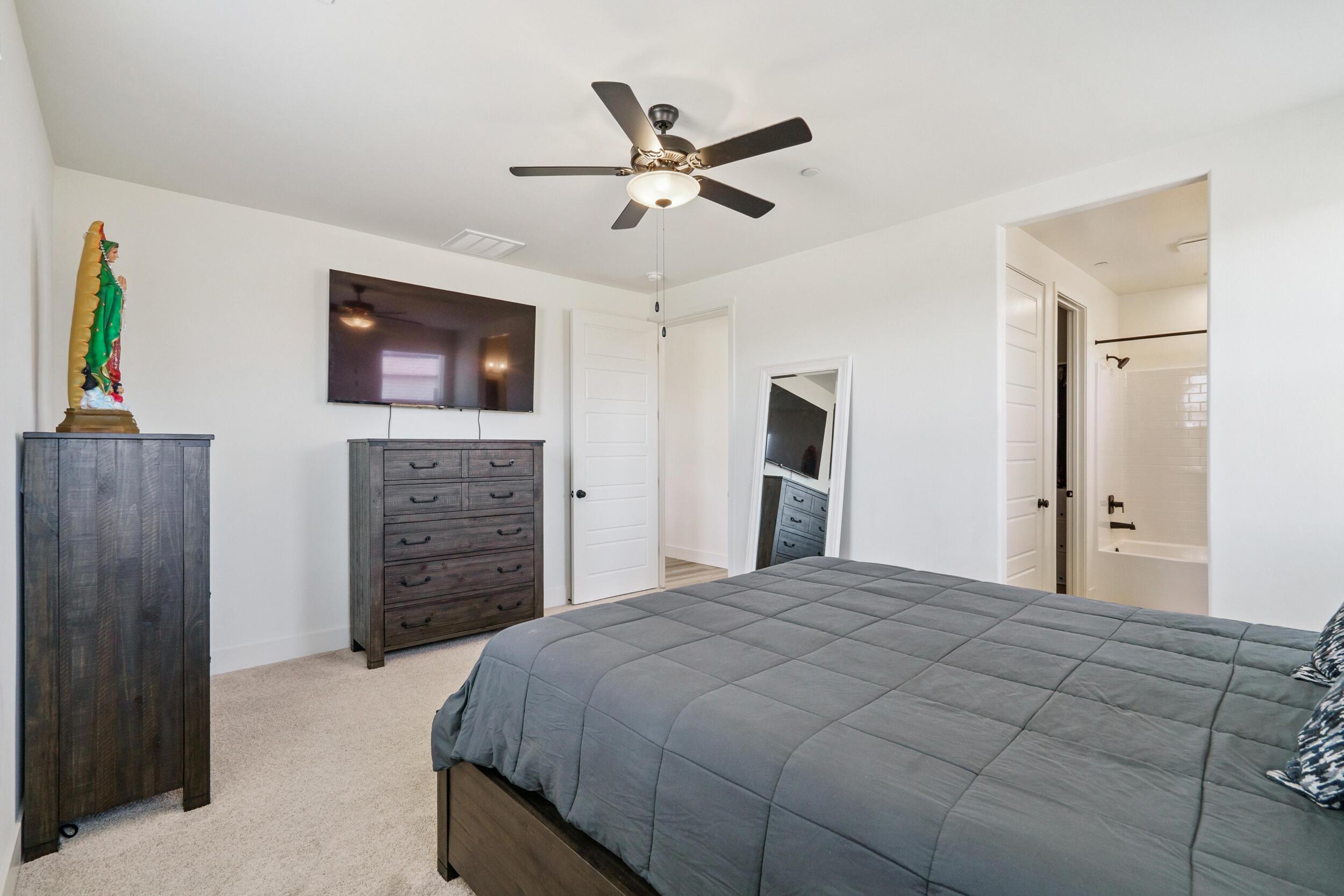 Bakersfield, California, 93314, United States, 4 Bedrooms Bedrooms, ,3 BathroomsBathrooms,Residential,For Sale,1923542