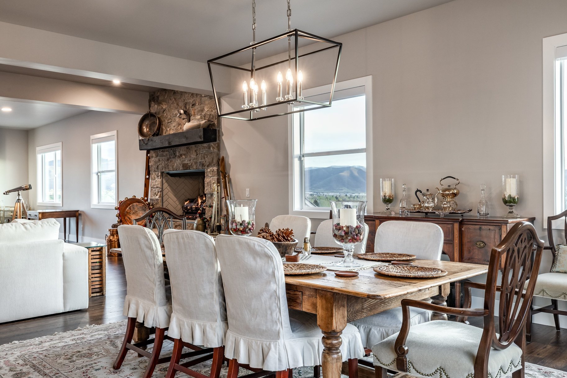  Mountain & Lake Views, Two-Island Chef