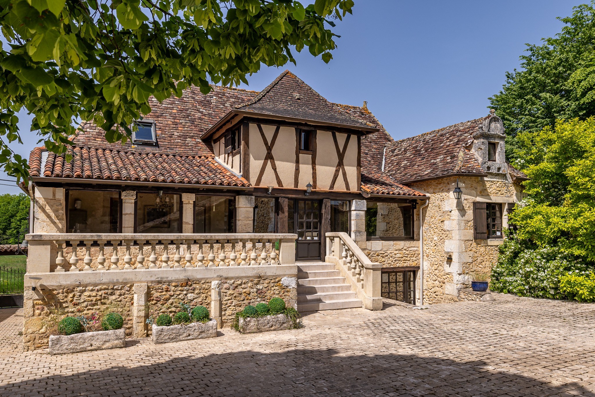  16th-Century Elegance: An Exceptional Estate in the Périgord Region - 物件實景