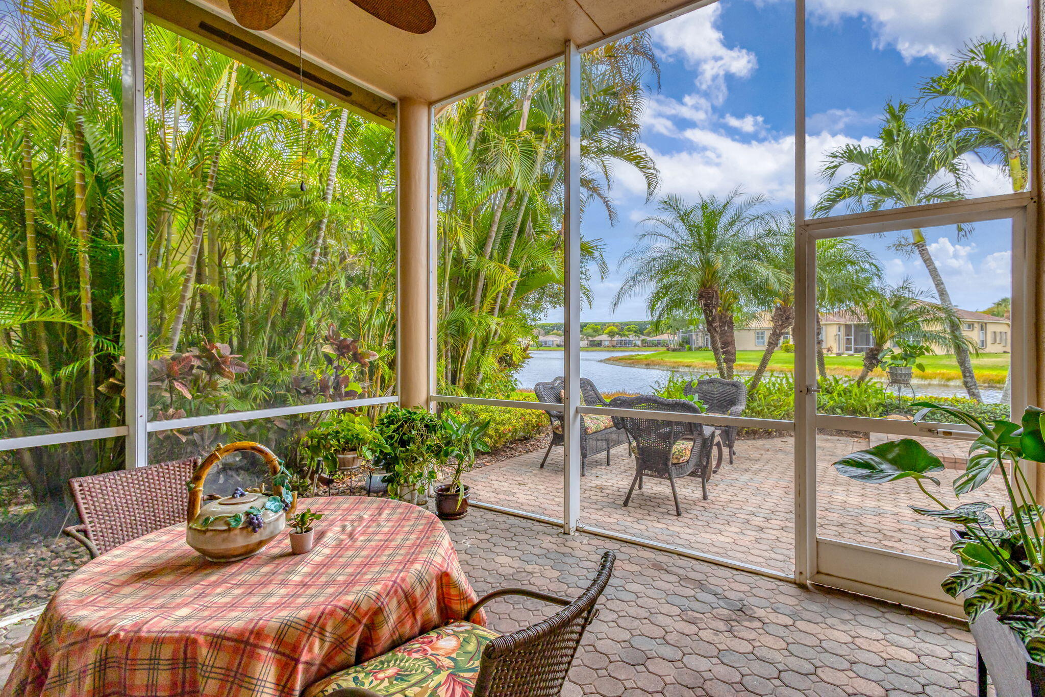 Wellington, Florida, 33411, United States, 2 Bedrooms Bedrooms, ,2 BathroomsBathrooms,Residential,For Sale,1807724