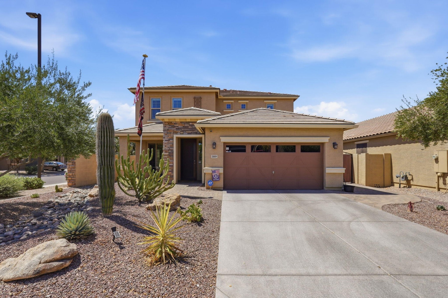  3009 E Meadowview Drive ¦ Gilbert, AZ - 物件實景