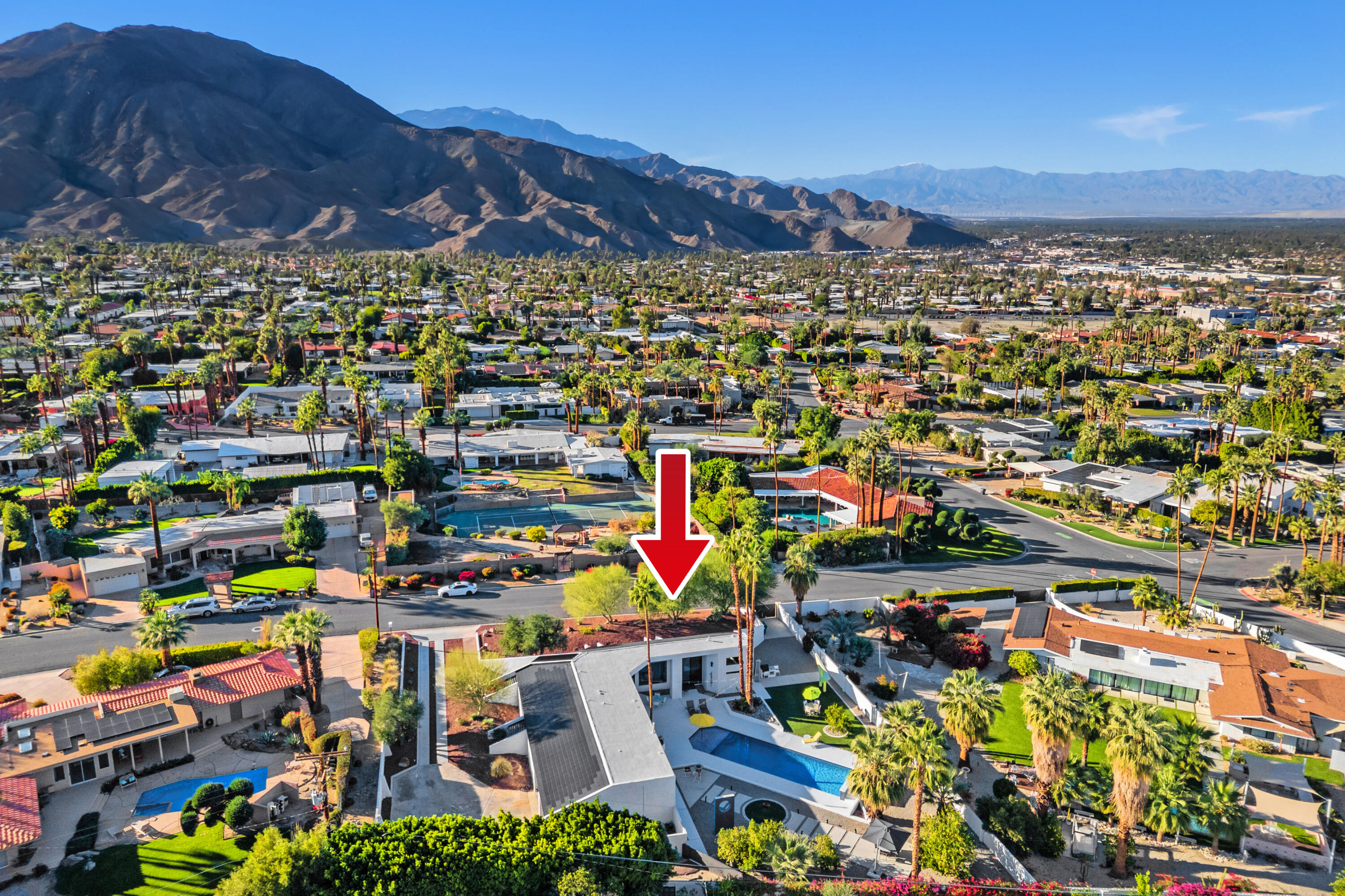 Palm Desert, California, 92260, United States, 2 Bedrooms Bedrooms, ,2 BathroomsBathrooms,Residential,For Sale,2003348