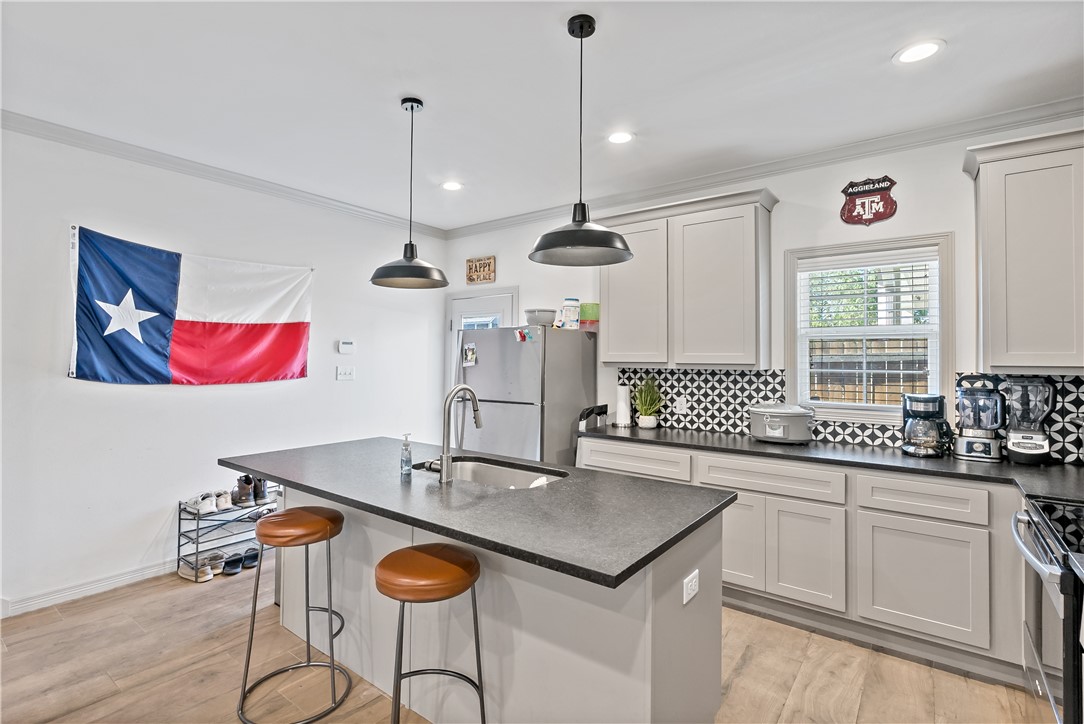 College Station, Texas, 77840, United States, 6 Bedrooms Bedrooms, ,7 BathroomsBathrooms,Residential,For Sale,1989222