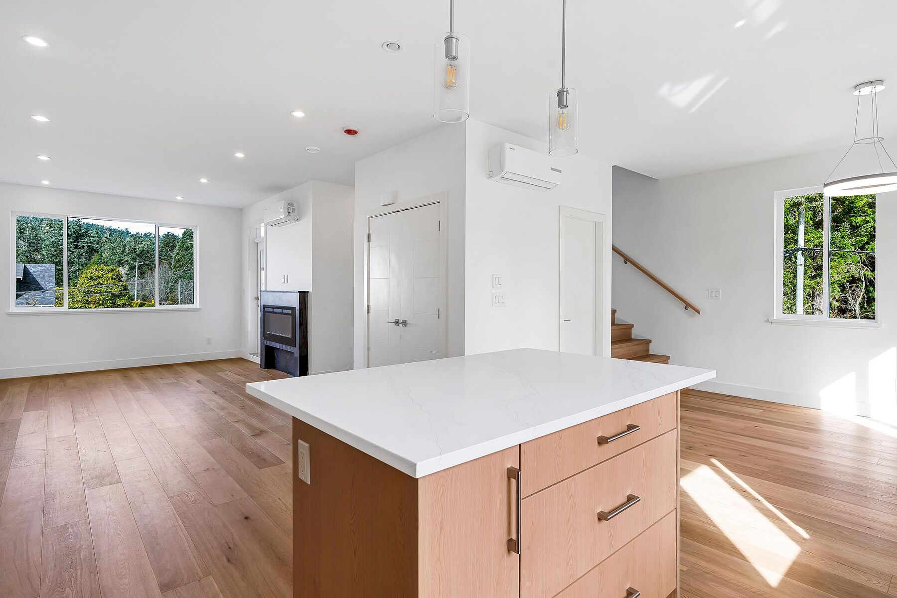  Brand New Gordon Head Townhome - 物件實景