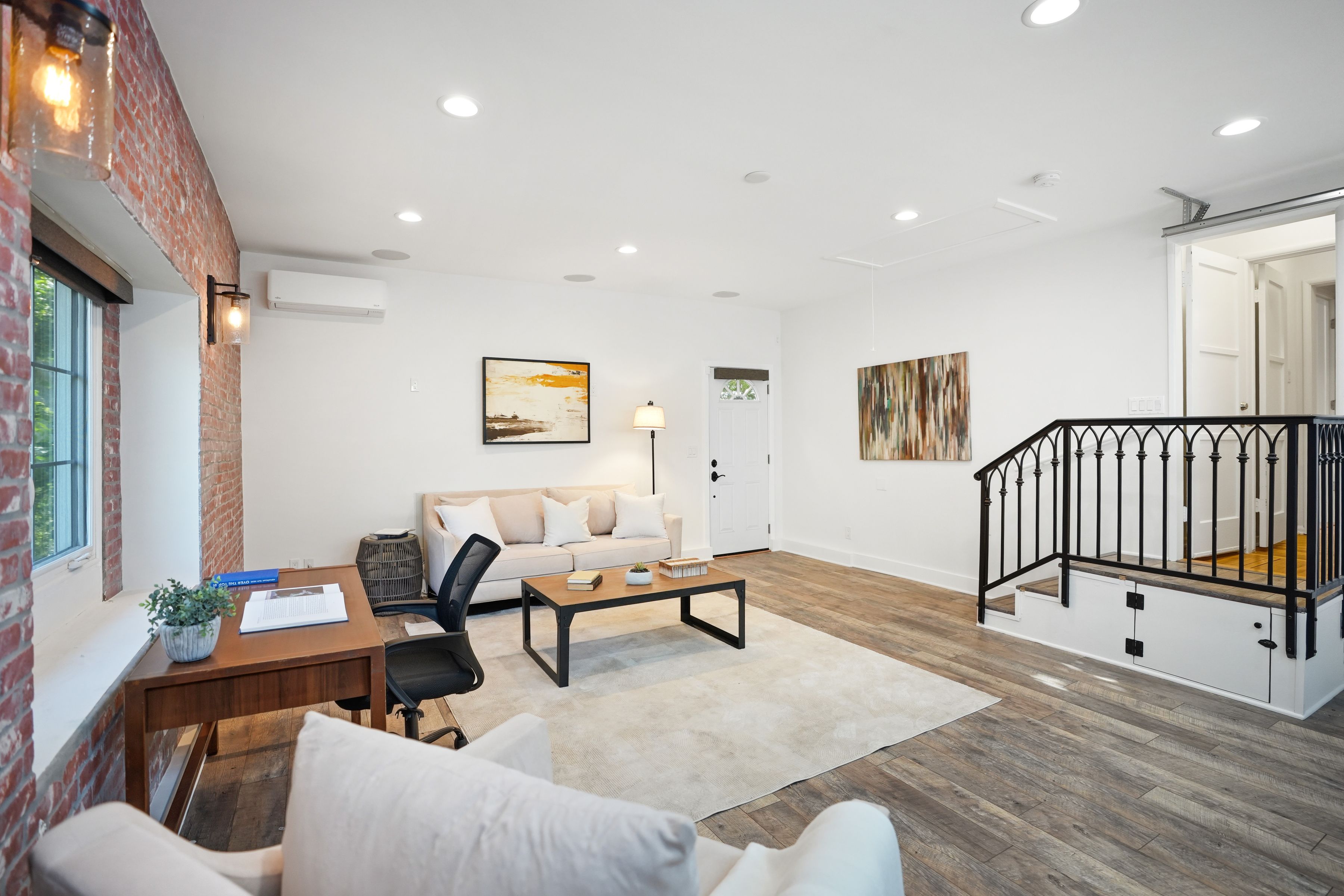  12621 Milbank Street - 物件實景