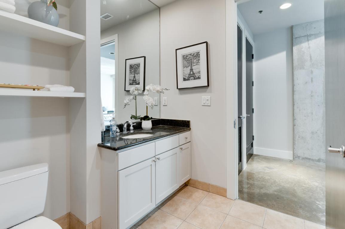 Austin, Texas, 78703, United States, 1 Bedroom Bedrooms, ,1 BathroomBathrooms,Residential,For Sale,1957666