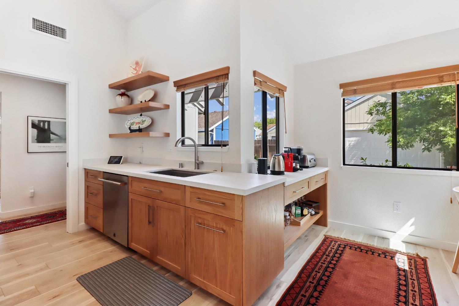 Davis, California, 95616, United States, 3 Bedrooms Bedrooms, ,2 BathroomsBathrooms,Residential,For Sale,1901059