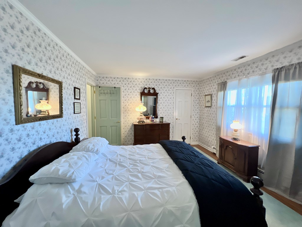 Onancock, Virginia, 23417, United States, 2 Bedrooms Bedrooms, ,2 BathroomsBathrooms,Residential,For Sale,1971701