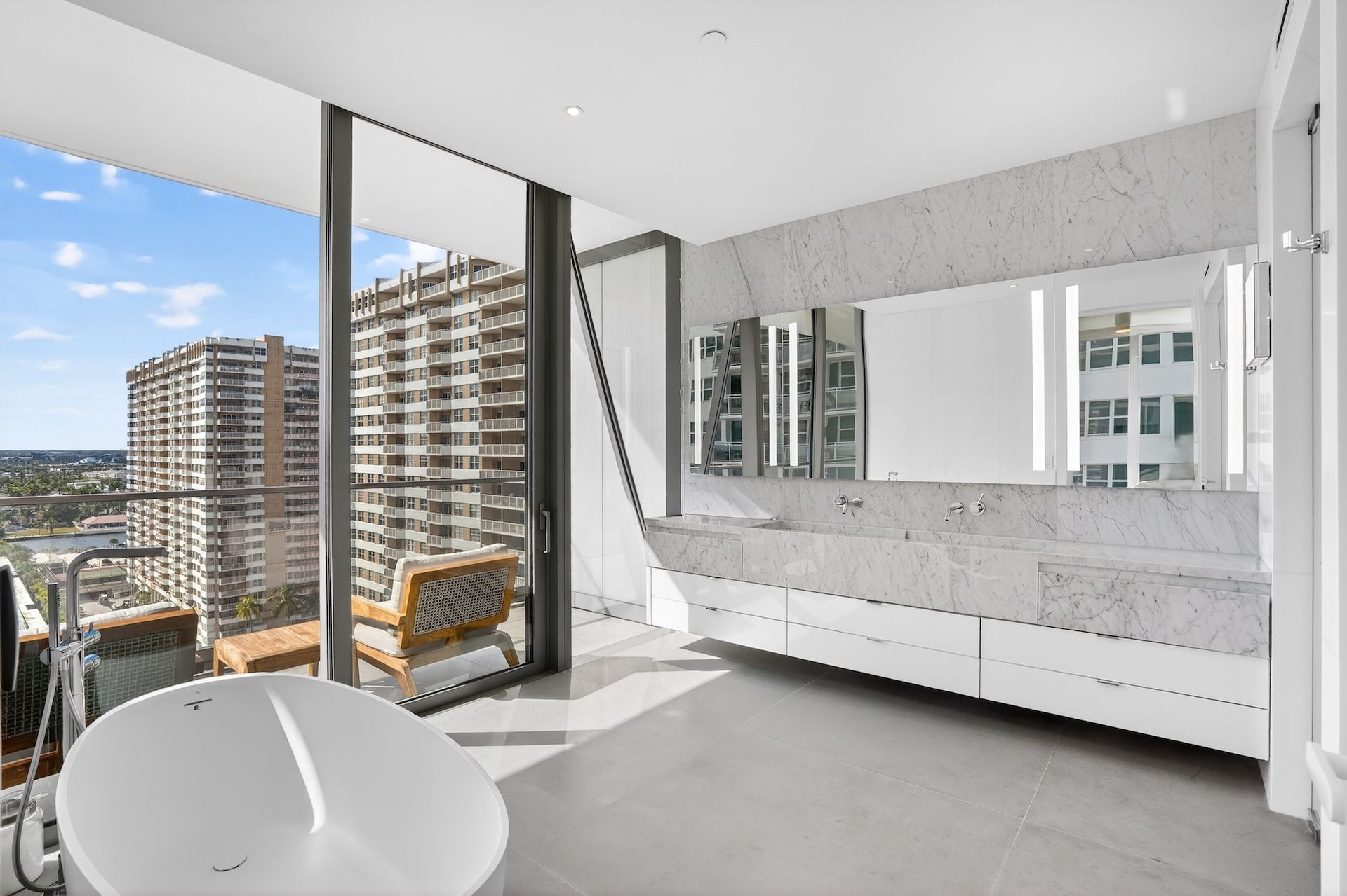  2000 S Ocean Dr, Hallandale Beach, FL, 33009 - 物件實景