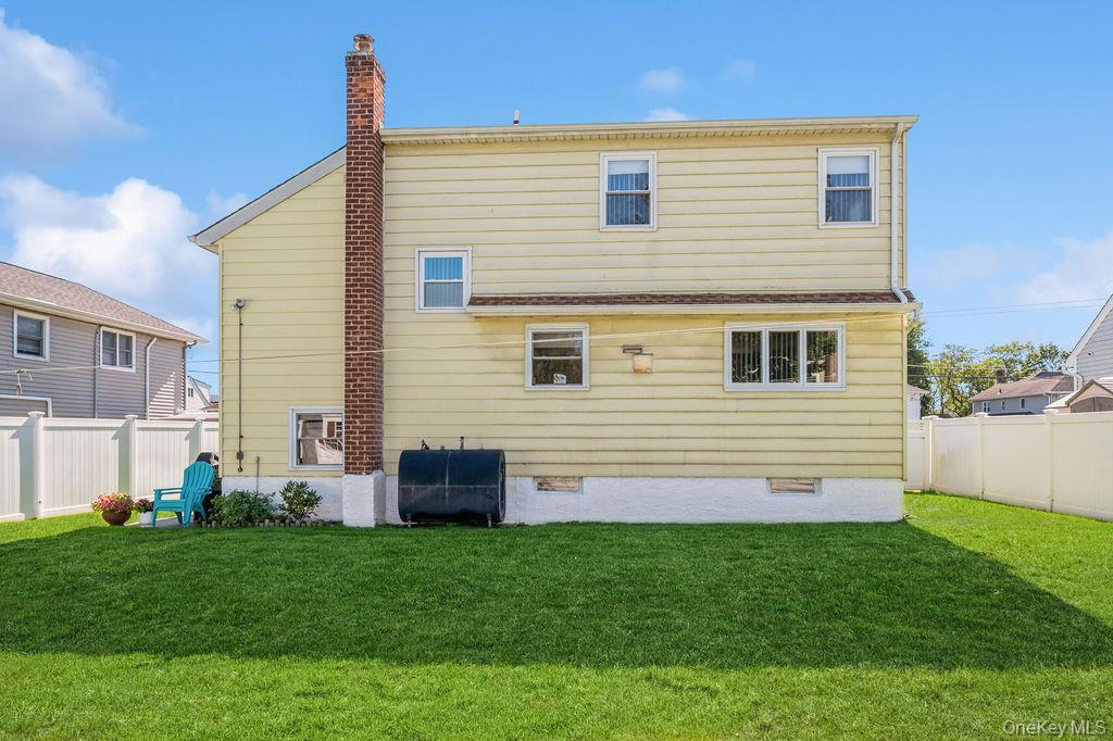 Massapequa, New York, 11758, United States, 4 Bedrooms Bedrooms, ,2 BathroomsBathrooms,Residential,For Sale,1927254
