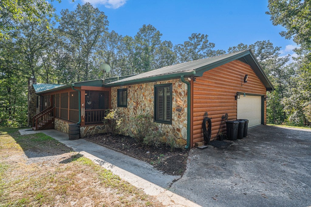 Blue Ridge, Georgia, 30513, United States, 6 Bedrooms Bedrooms, ,4 BathroomsBathrooms,Residential,For Sale,1858999