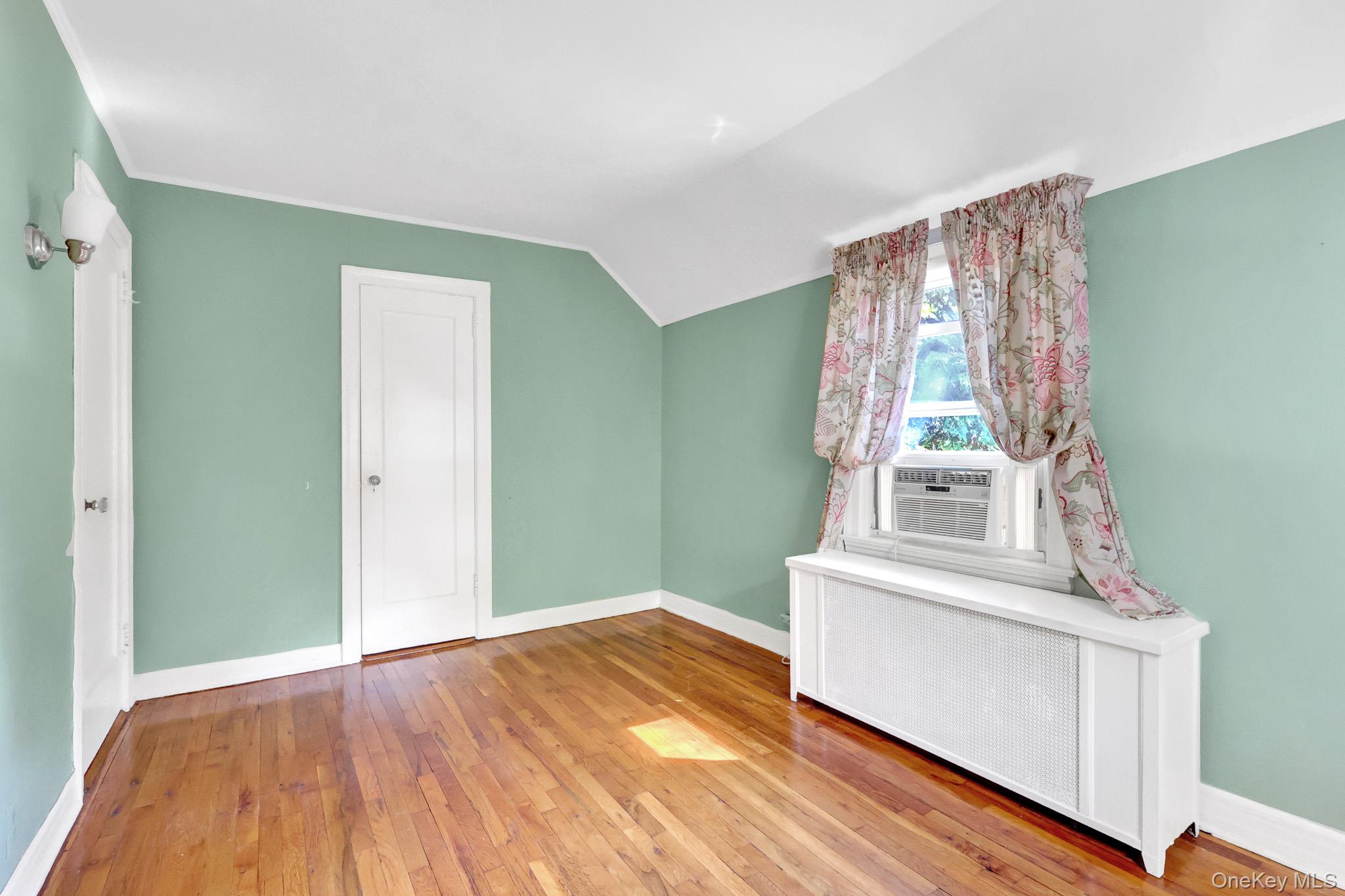  77 Elton Road, Stewart Manor, NY, 11530 - 物件實景