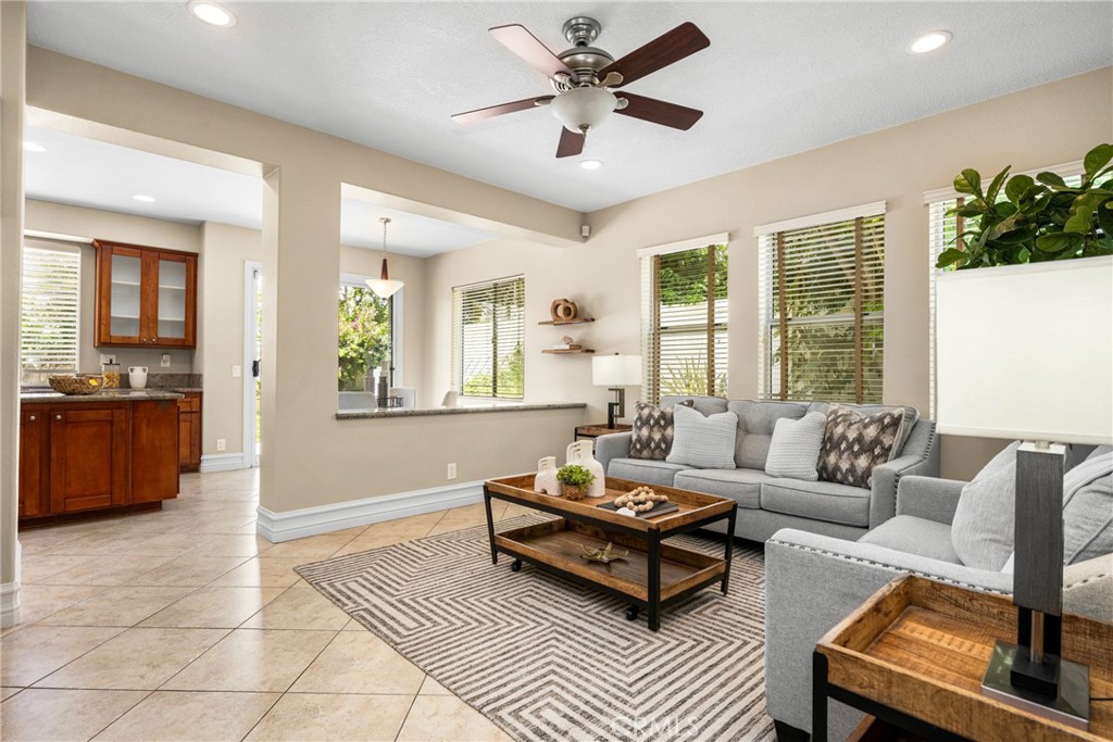Lake Forest, California, 92610, United States, 5 Bedrooms Bedrooms, ,3 BathroomsBathrooms,Residential,For Sale,1903296