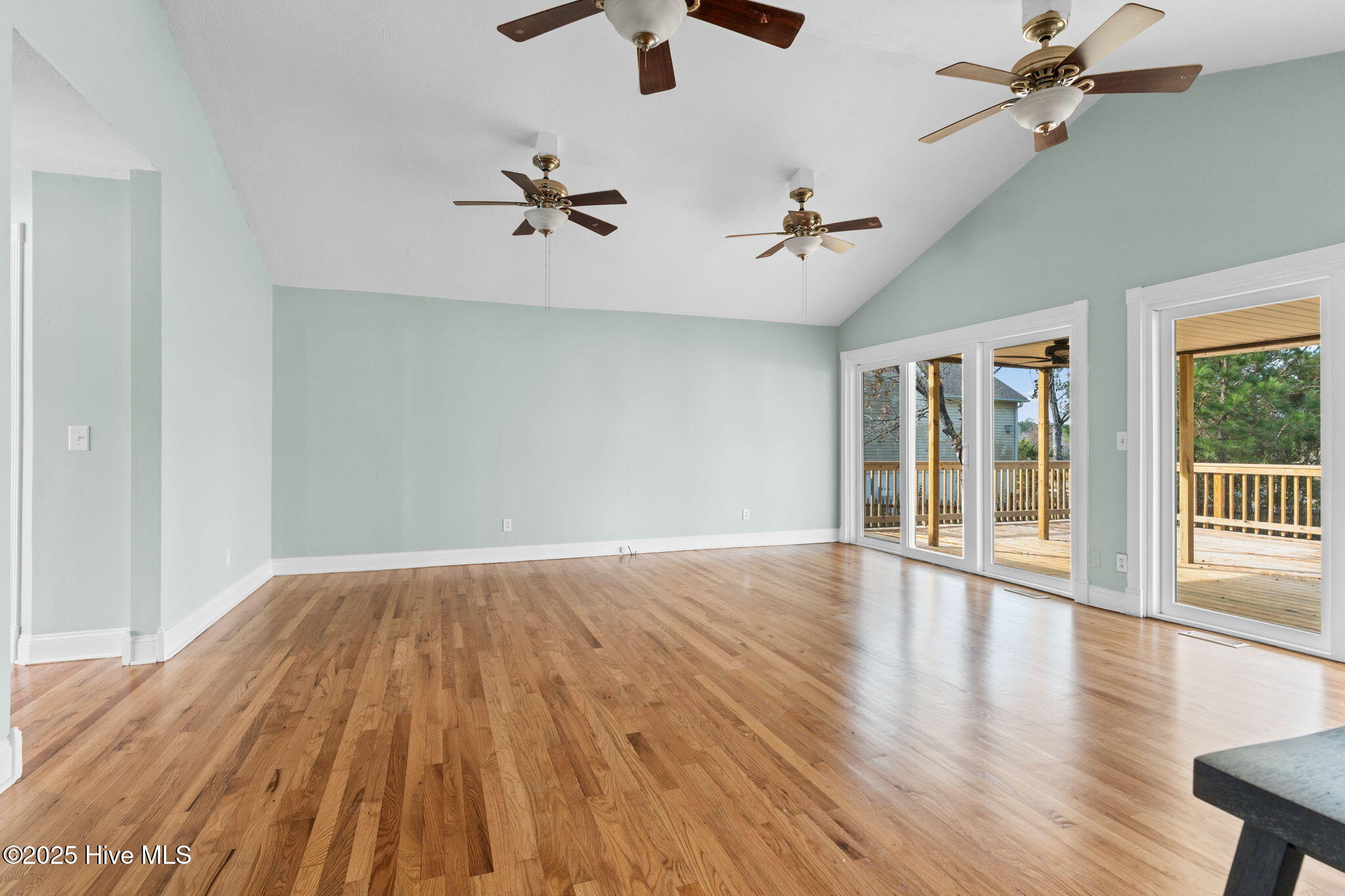 Southport, North Carolina, 28461, United States, 3 Bedrooms Bedrooms, ,2 BathroomsBathrooms,Residential,For Sale,1999197