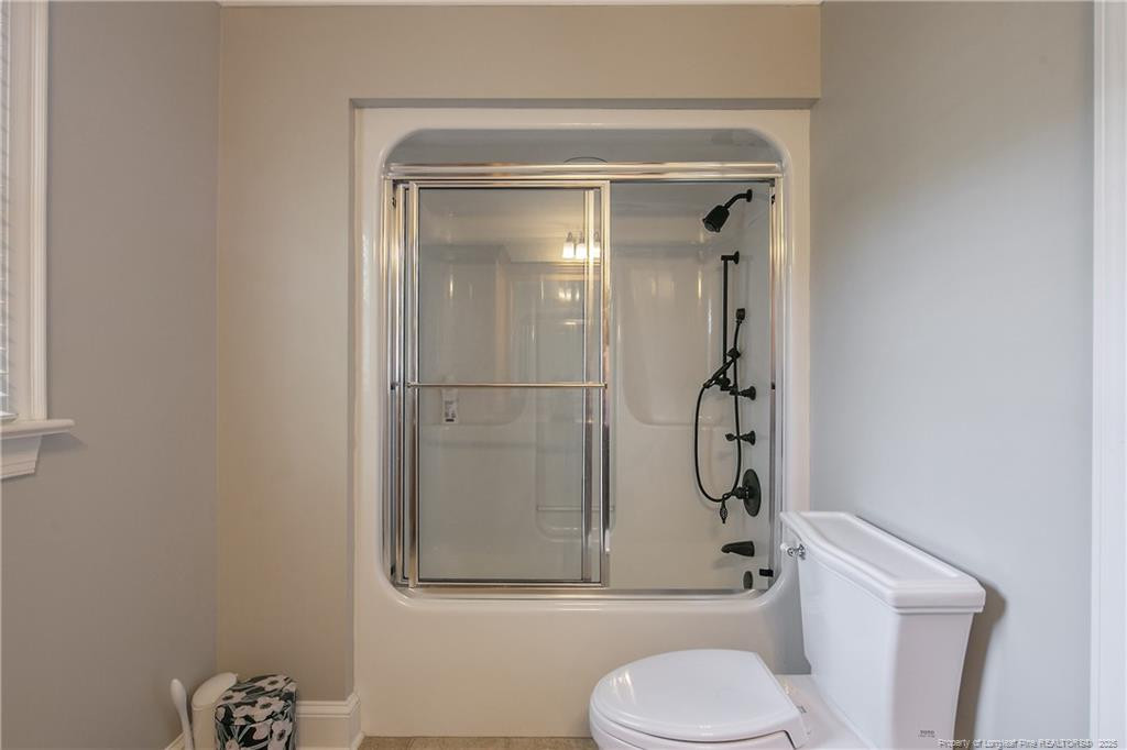 Fayetteville, North Carolina, 28303, United States, 4 Bedrooms Bedrooms, ,5 BathroomsBathrooms,Residential,For Sale,1992952