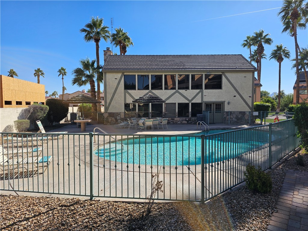Lake Havasu, Arizona, 86403, United States, 2 Bedrooms Bedrooms, ,2 BathroomsBathrooms,Residential,For Sale,2002226
