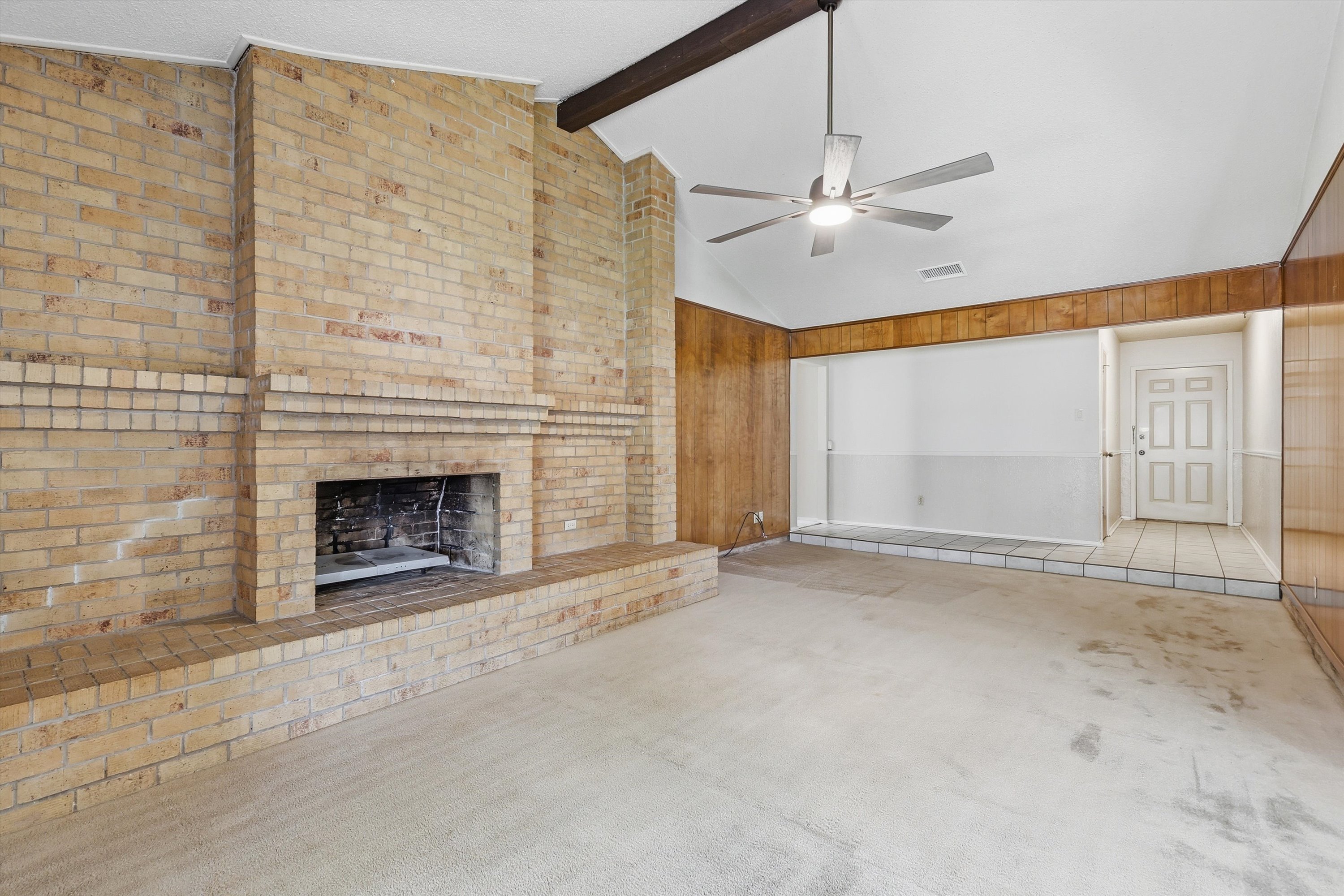  A charming ranch-style home is waiting its next story - 物件實景