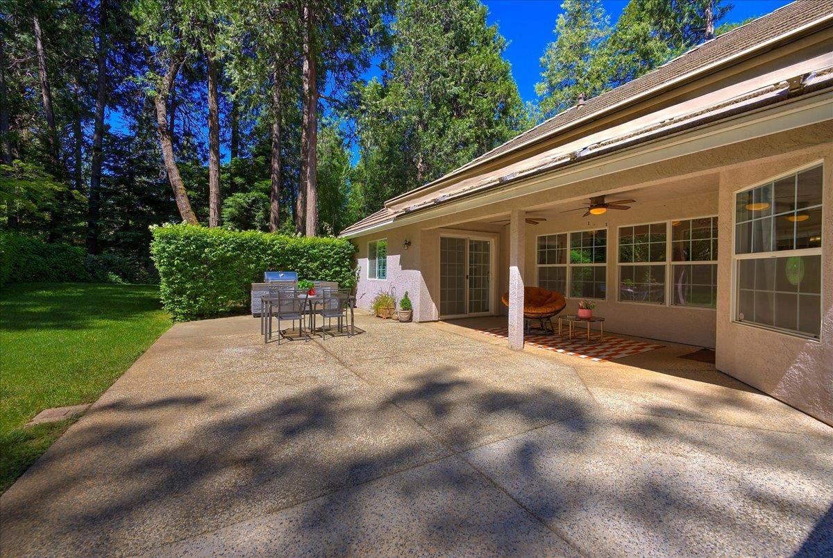 Grass Valley, California, 95945, United States, 4 Bedrooms Bedrooms, ,3 BathroomsBathrooms,Residential,For Sale,1831917