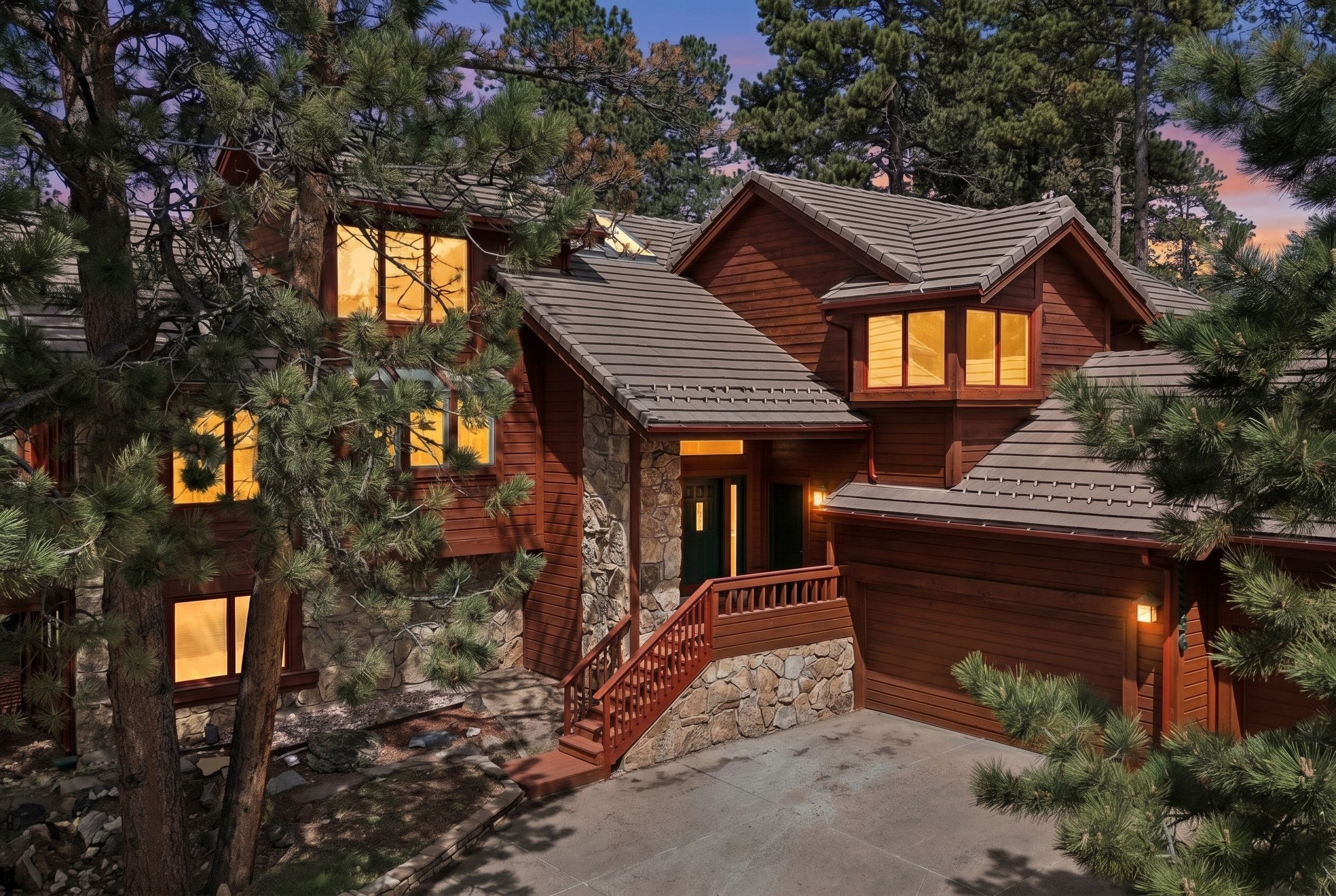  Beautiful Genesee Home With Over 4,500 Finished Sq Ft with Walk Out Basement - 物件實景