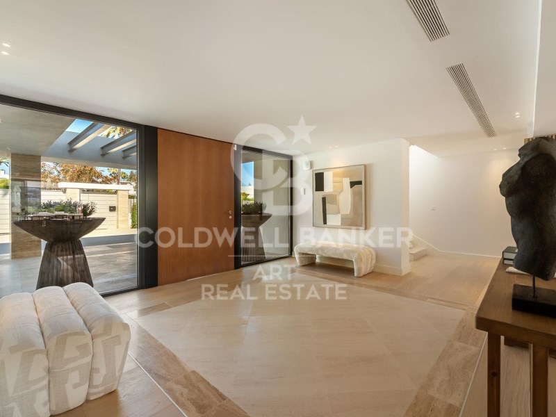 Marbella, Andalusia, ES, 6 Bedrooms Bedrooms, ,6 BathroomsBathrooms,Residential,For Sale,1838055