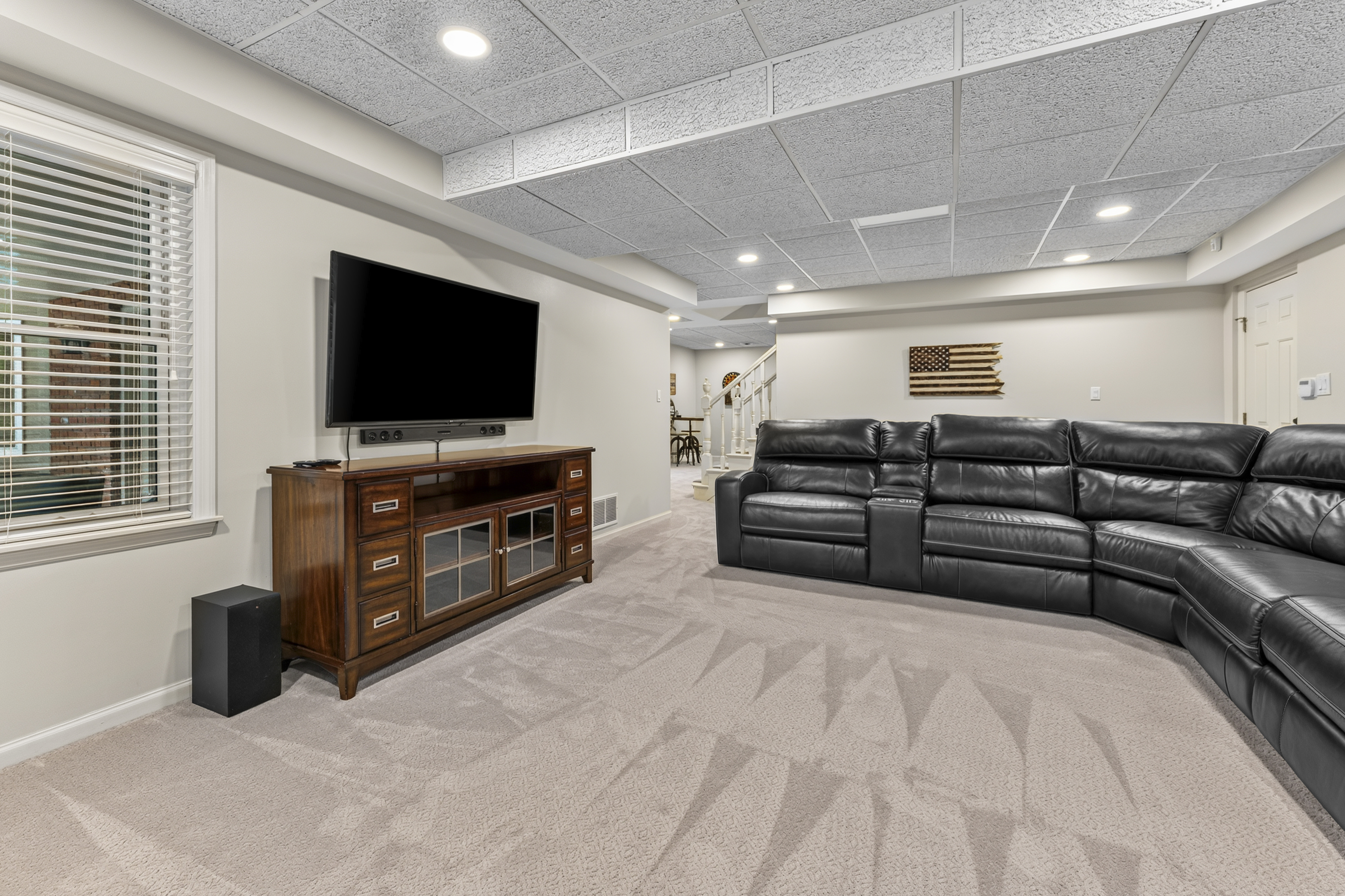  Exquisitely Renovated Home in the heart of Town & Country - 物件實景
