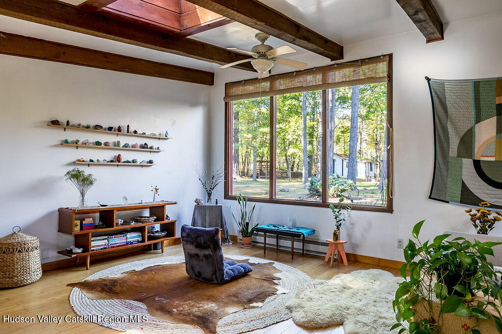 Woodstock, New York, 12498, United States, 2 Bedrooms Bedrooms, ,3 BathroomsBathrooms,Residential,For Sale,1965588