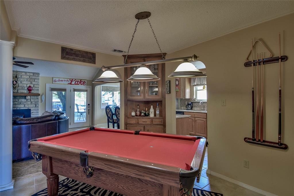 Granbury, Texas, 76049, United States, 3 Bedrooms Bedrooms, ,2 BathroomsBathrooms,Residential,For Sale,1984180