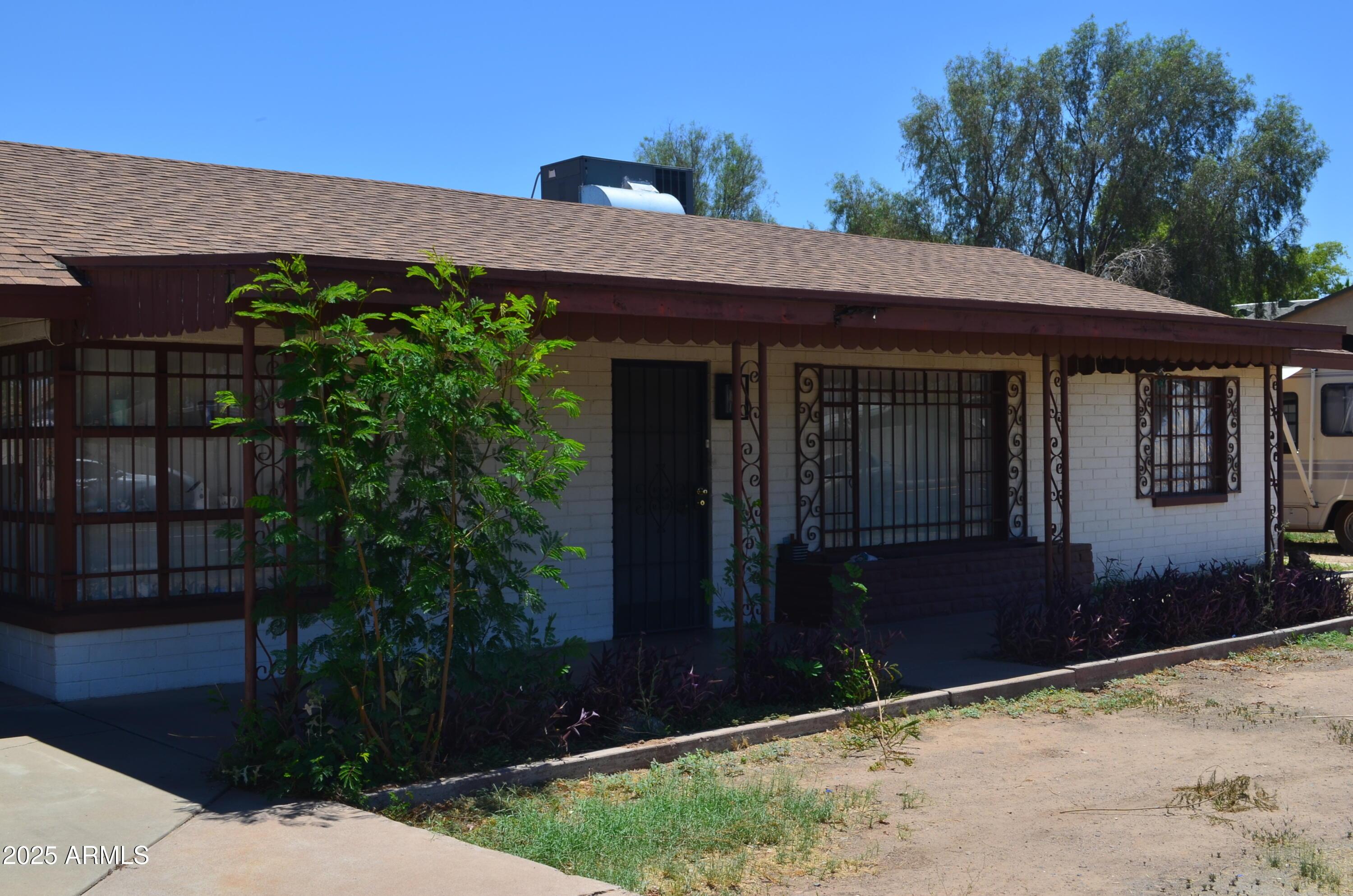 Glendale, Arizona, 85301, United States, 2 Bedrooms Bedrooms, ,1 BathroomBathrooms,Residential,For Sale,1983785